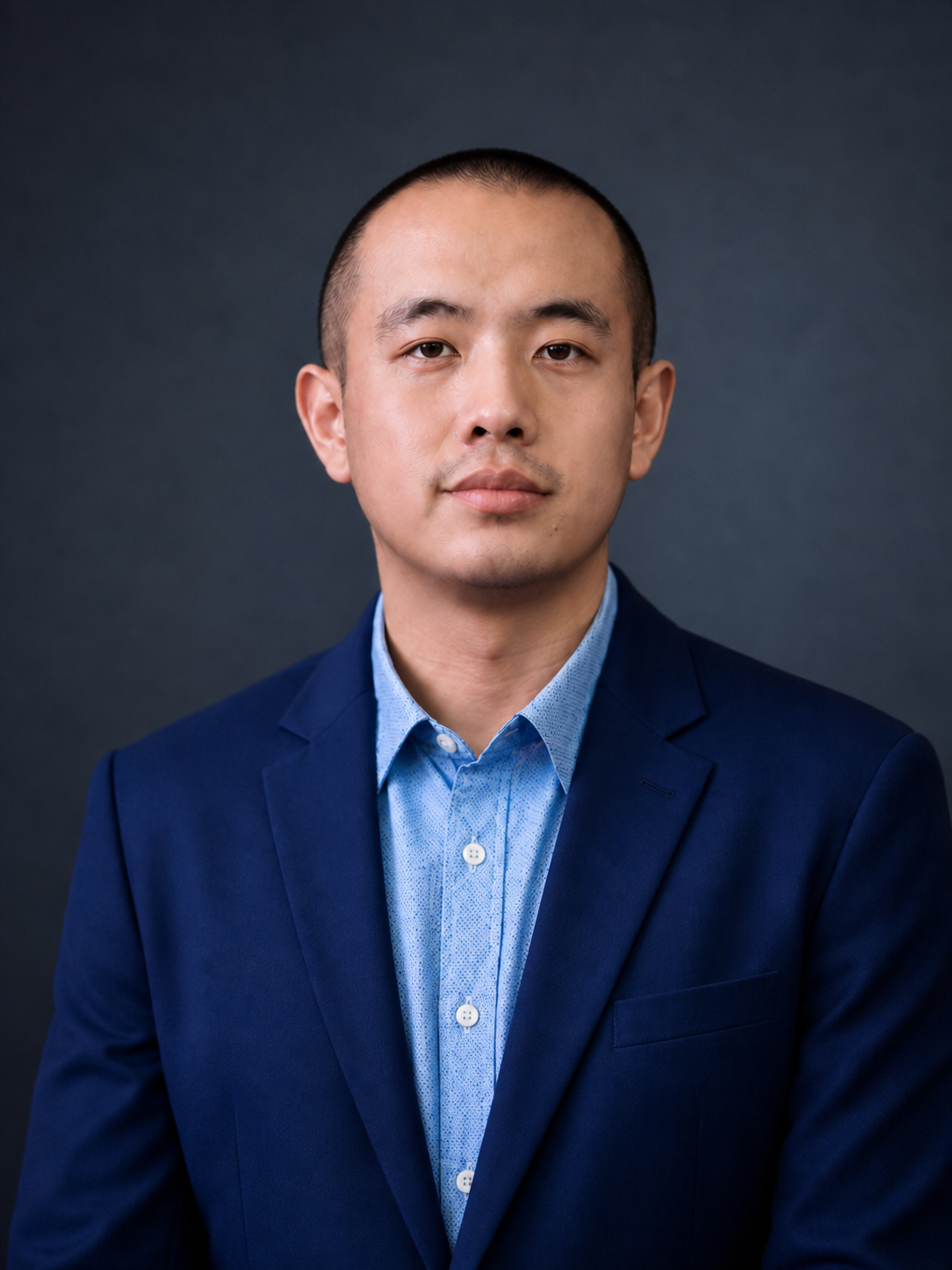 Portrait of Zhuoyuan Yang